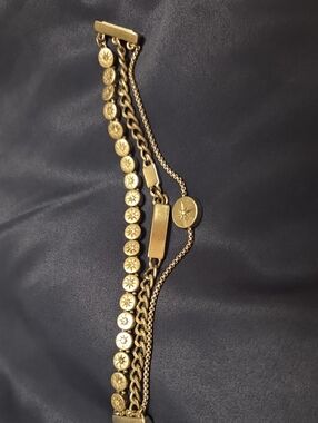 Source Unknown Silver Tone Multi-Chain Star Medallion Bracelet